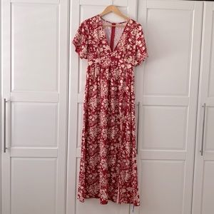 New with tag v neck maxi dress